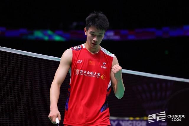 前都有严格 前都有严格