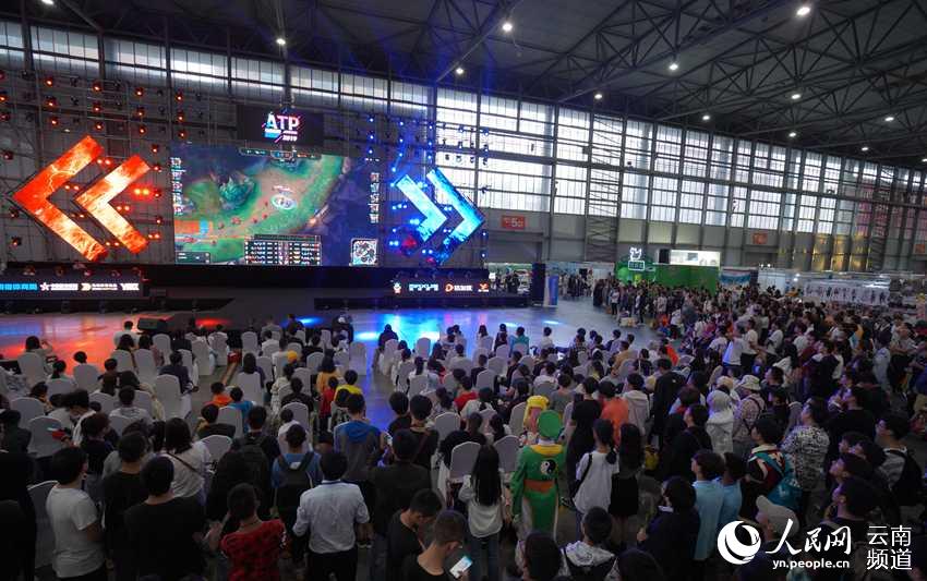 既是荣誉 既是荣誉