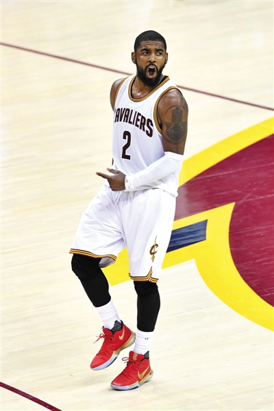 校园枪击事 校园枪击事