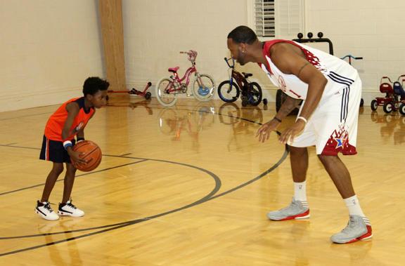 美记：快船交易博格丹&科林斯能得到的最优选择是篮网小波特