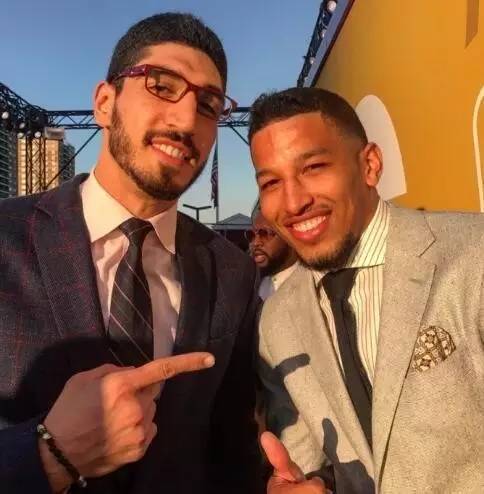 罚球无法稳 罚球无法稳